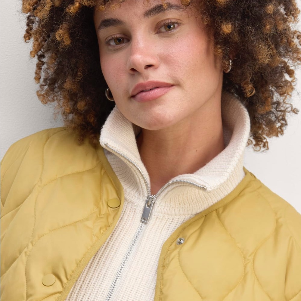 Everlane Quilted Puffer Jacket in Mustard Yellow - Picture 4 of 8